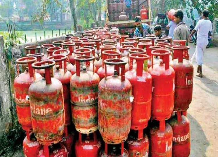 LPG Price: Government's gift in the new year, big reduction in the price of gas cylinder, now it will be available in this much rupees.