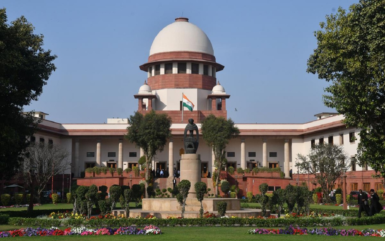 Supreme Court: Supreme Court's prerogative to allow instant divorce.