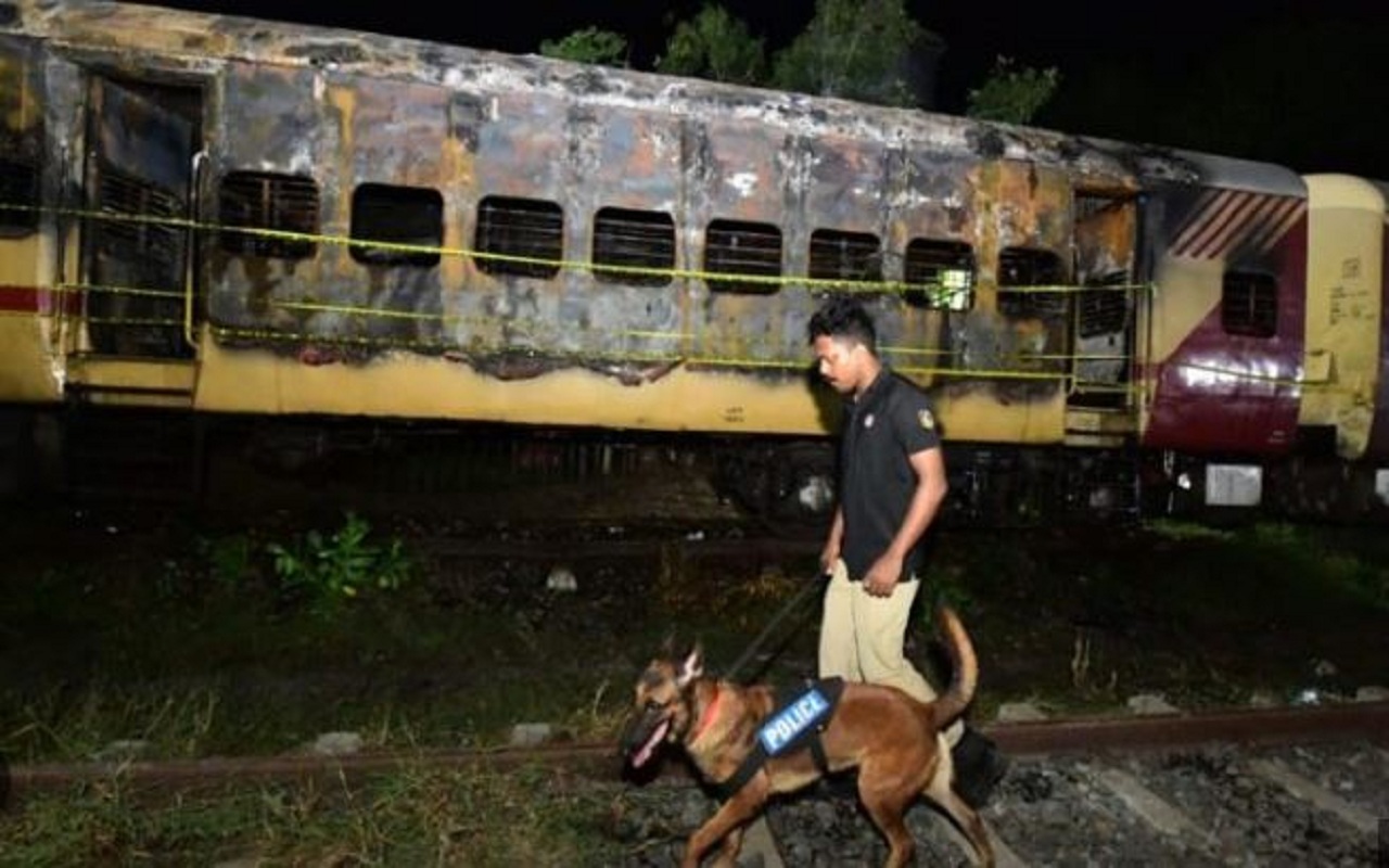 Kerala Train incident: Fire breaks out in coach of stalled train in Kerala, no casualties