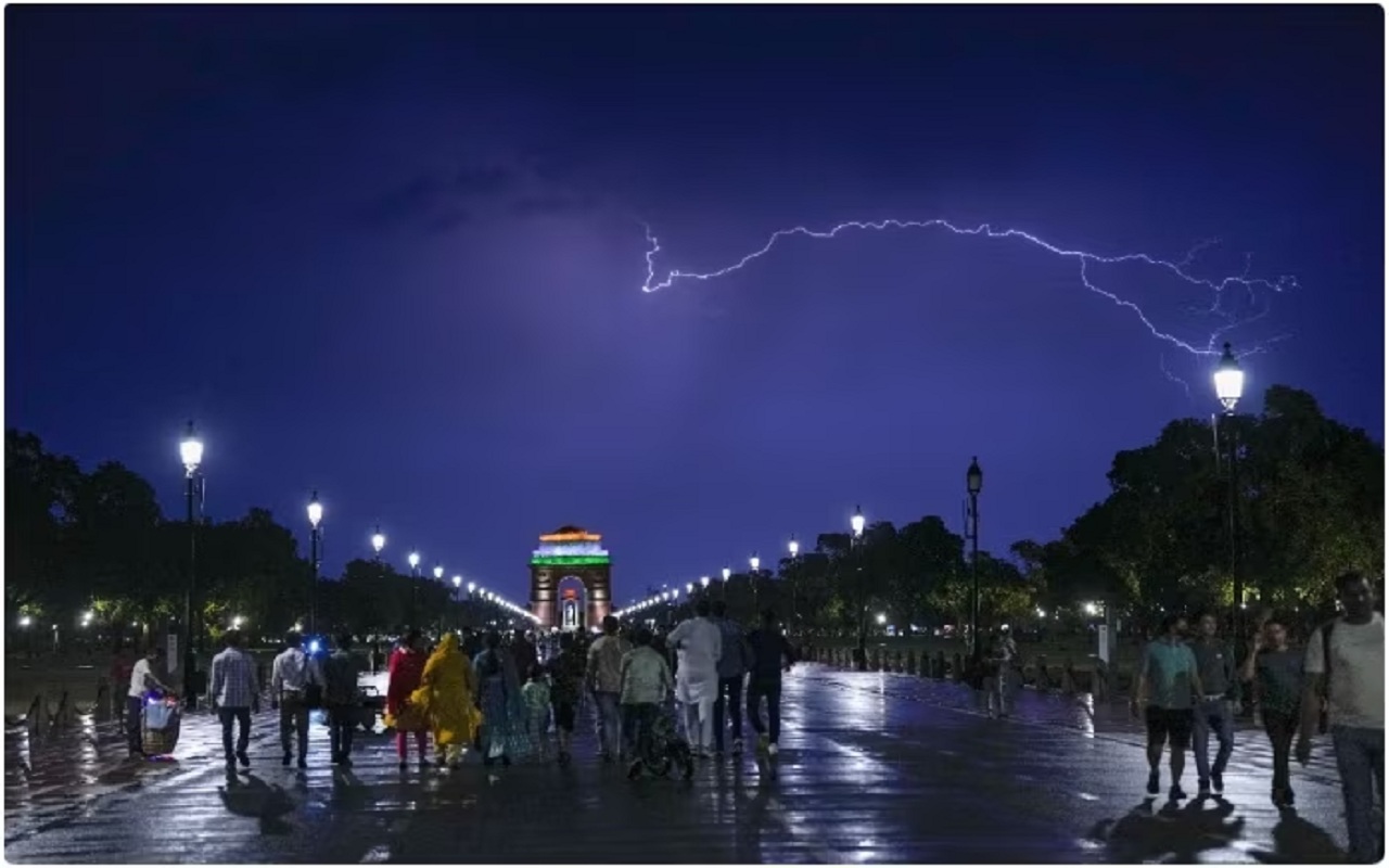 Delhi Weather: June begins in Delhi with pleasant weather
