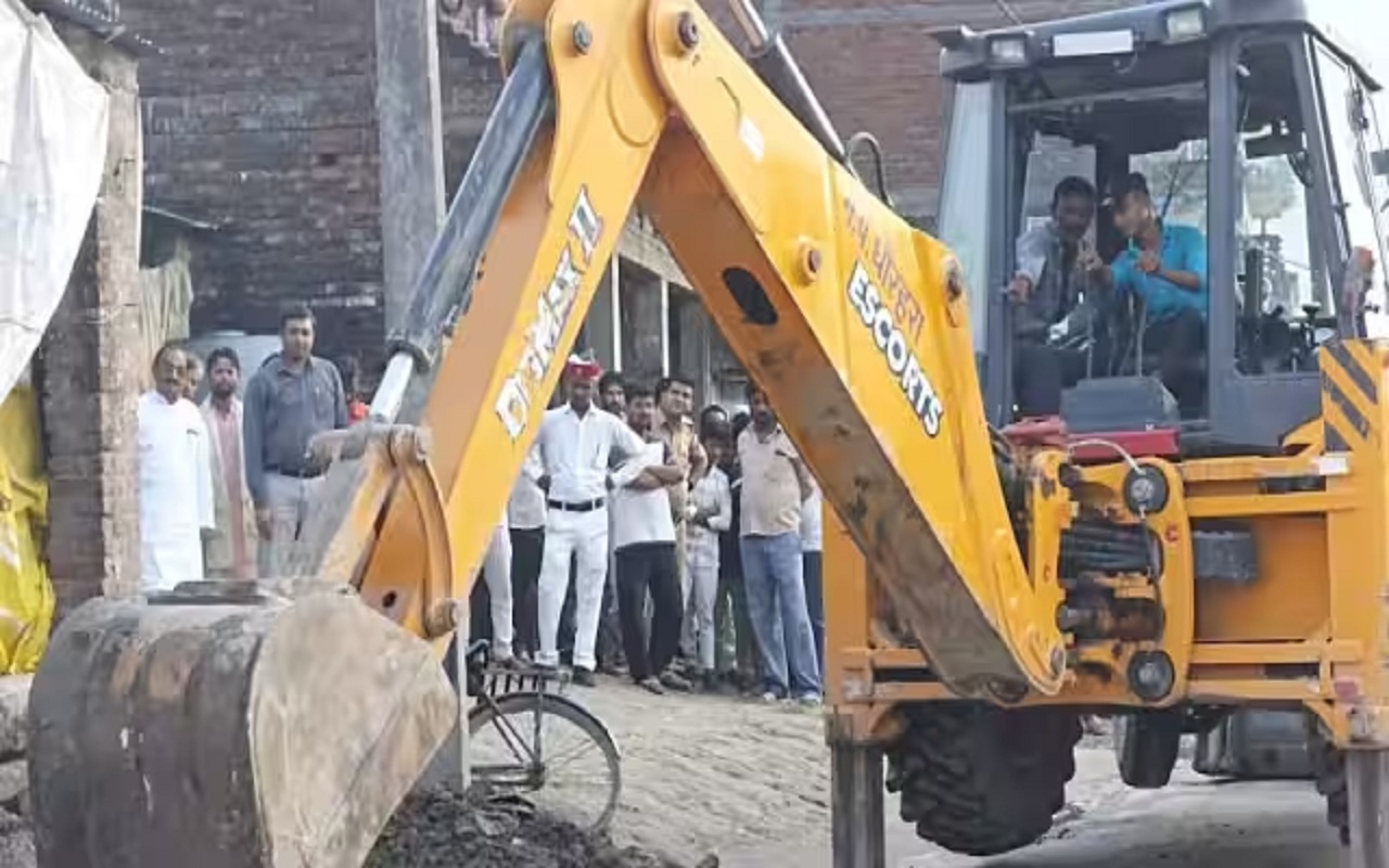 Slums near Delhi's Pragati Maidan demolished