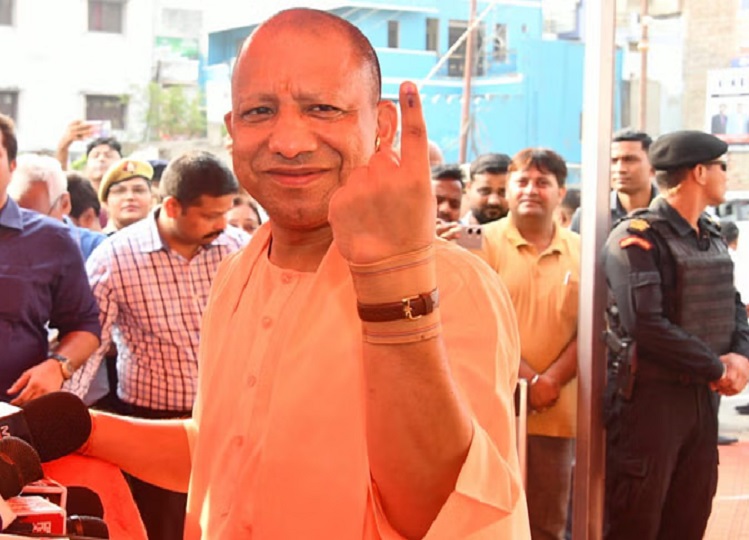 Lok Sabha Elections 2024: CM Yogi cast his vote in the seventh and final phase of voting, said- Modi government is sure to be formed