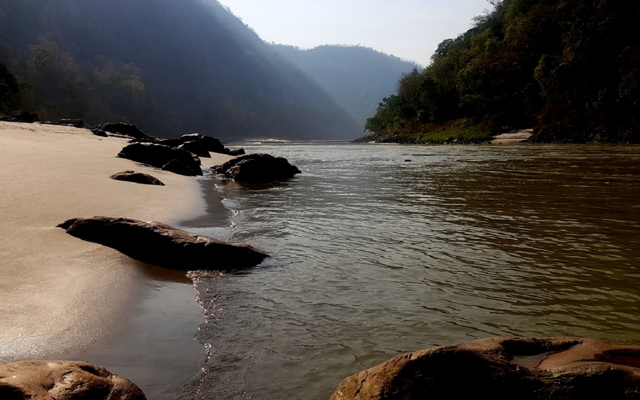 Travel Tips: You can also go to Rishikesh's Goa Beach once, the fun will come