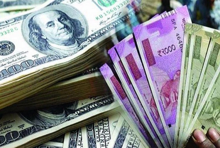 Share Market : Rupee trades in a narrow range against US dollar in early trade