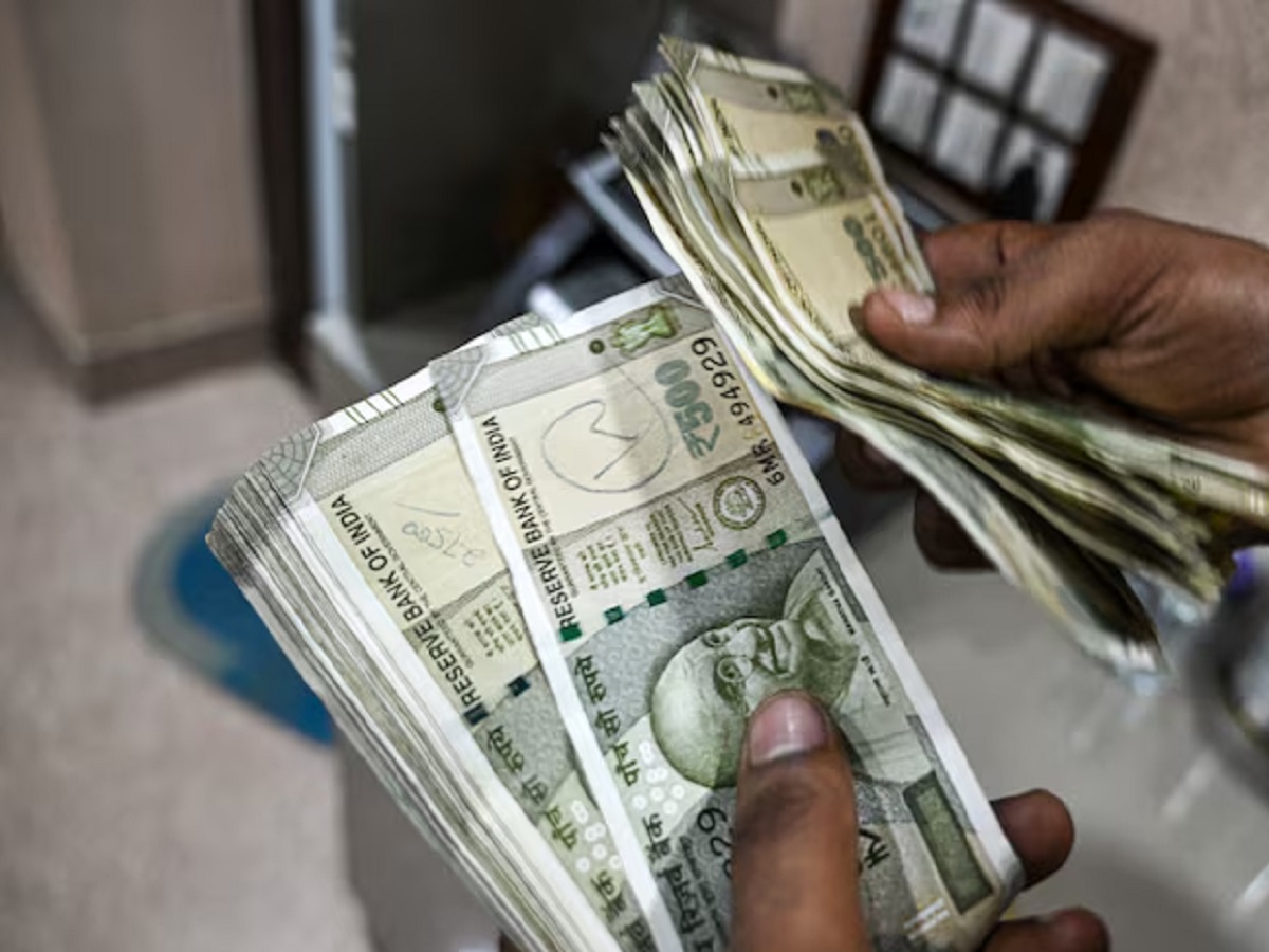 Government Scheme: Under this scheme, women can avail a loan of up to ₹10 lakh; here is what they need to do.