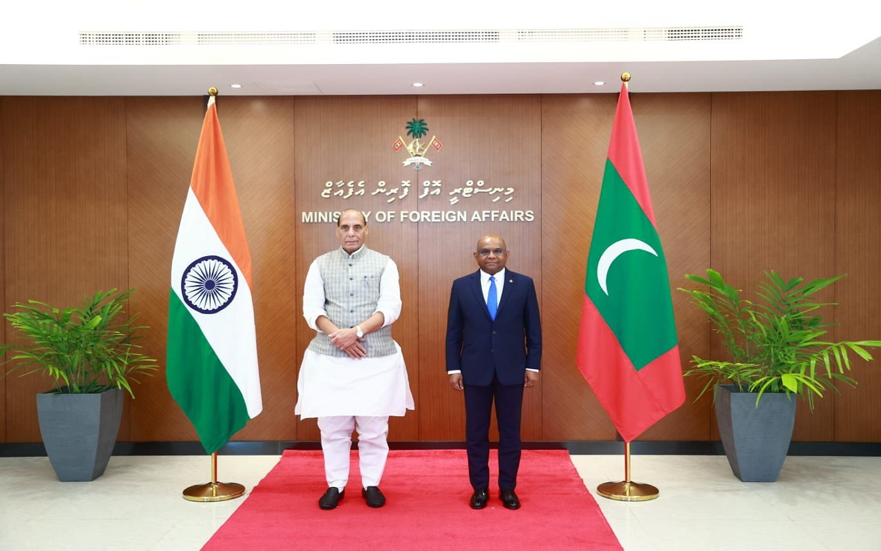 Rajnath Singh met Maldivian President Solih.