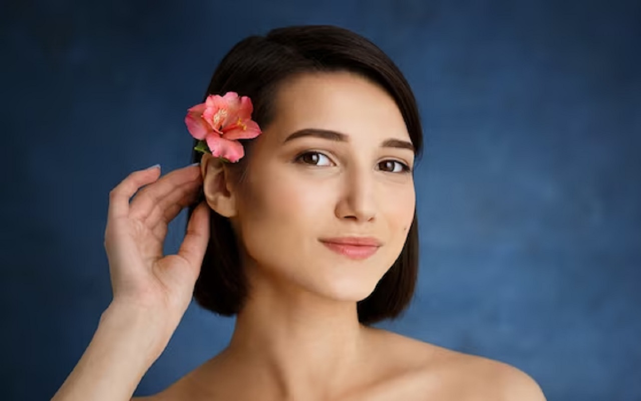 Beauty Tips: Tomato brings amazing glow on the face,  you have to use it like this