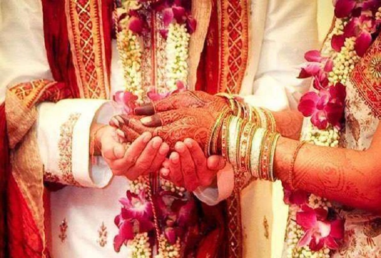 Jaipur : New trends made in weddings, competition of tantrums started in Dulha Dulhan
