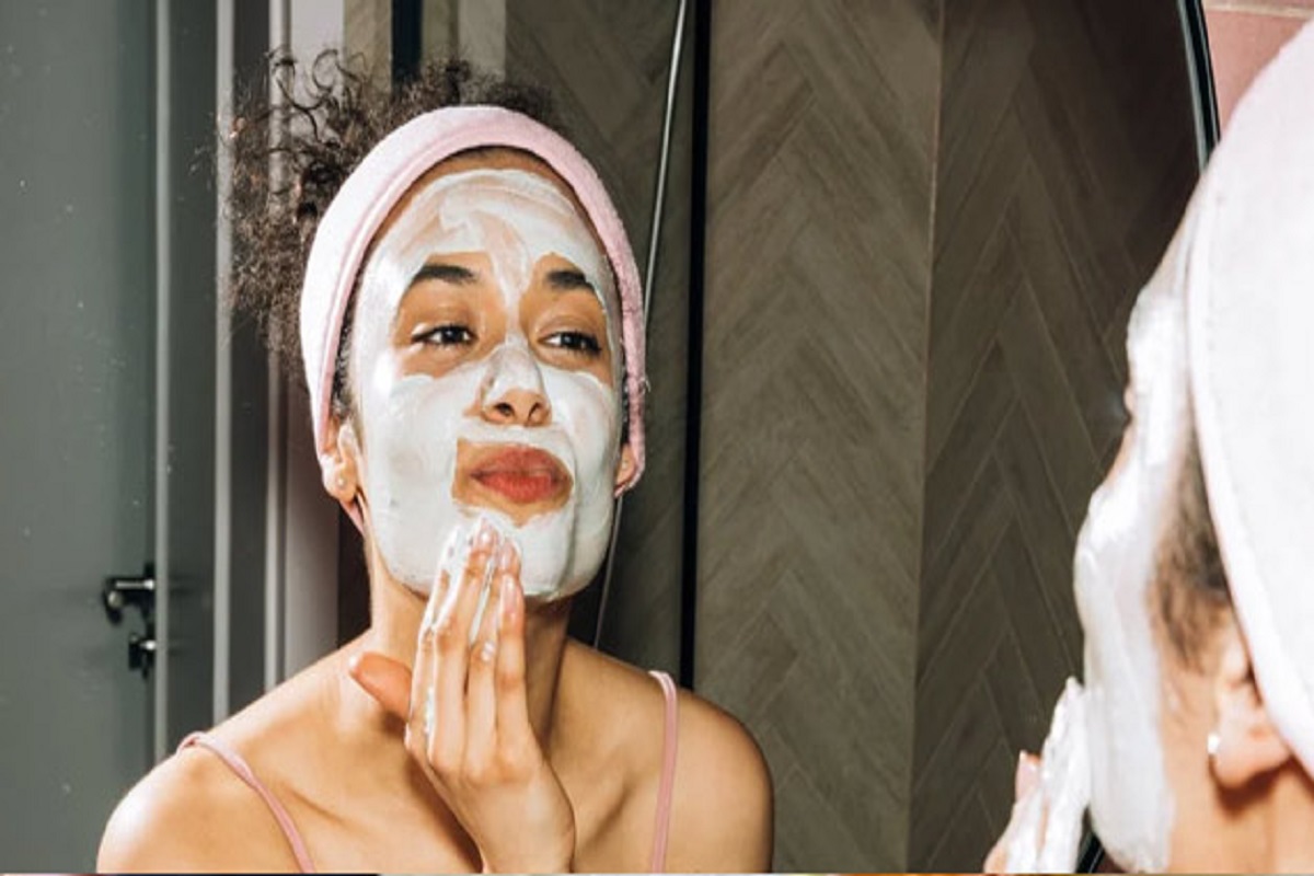 Skin Care Tips : Applying cottage cheese face pack brings glow on the face