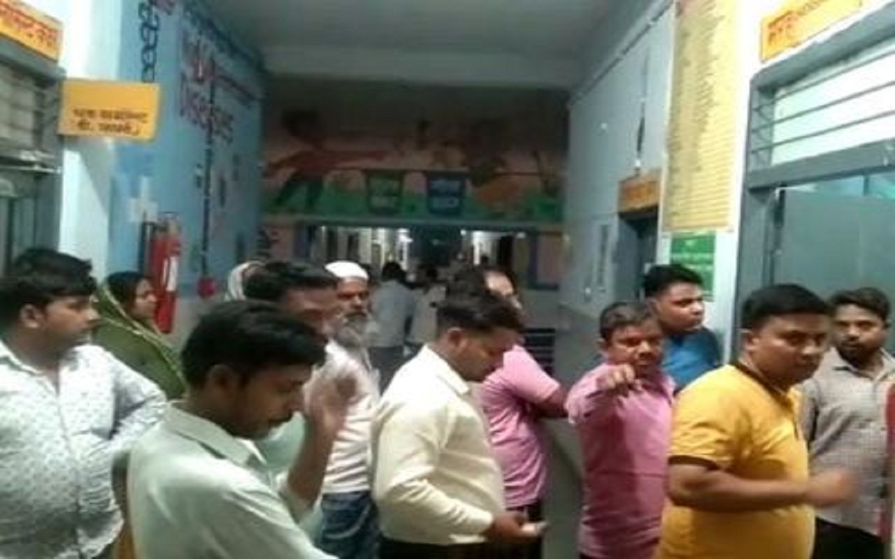 Firing on candidate supporters in Bareilly, six injured