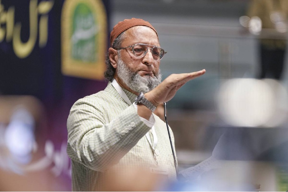 Owaisi fired again at Pakistan, said - FATF's grey list 