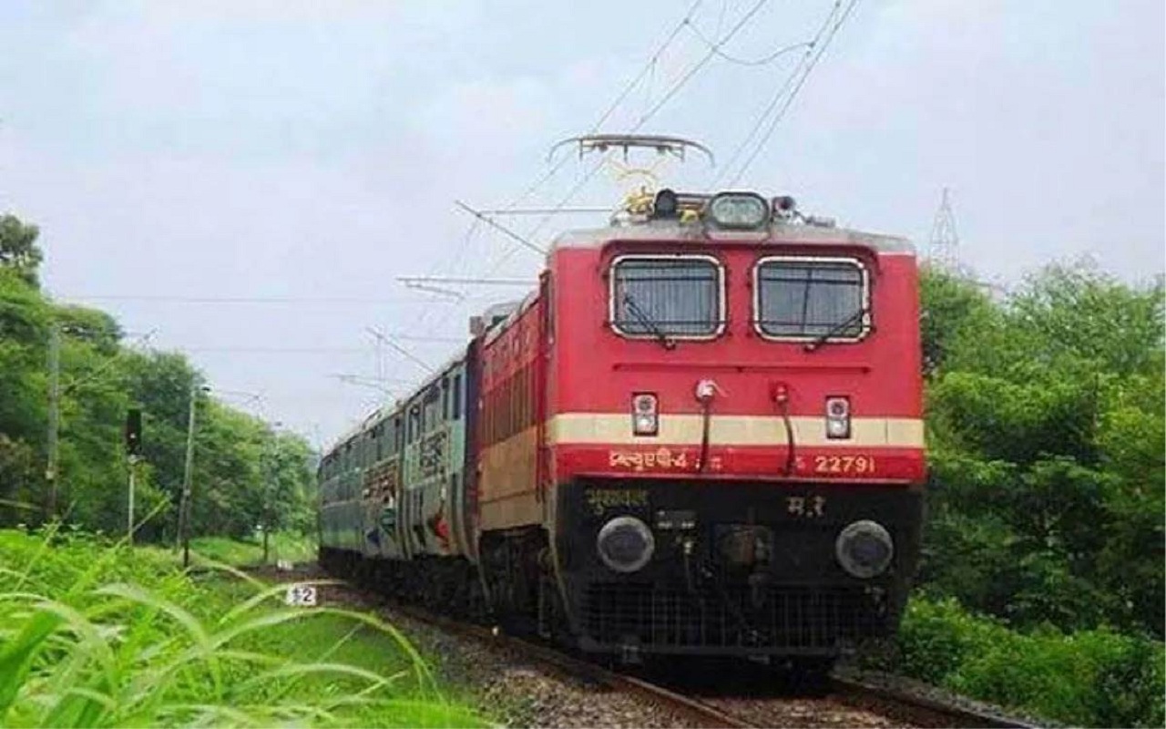 Kalinga Utkal Express (PT)/18478 News: Operation of Utkal Express today from the changed route