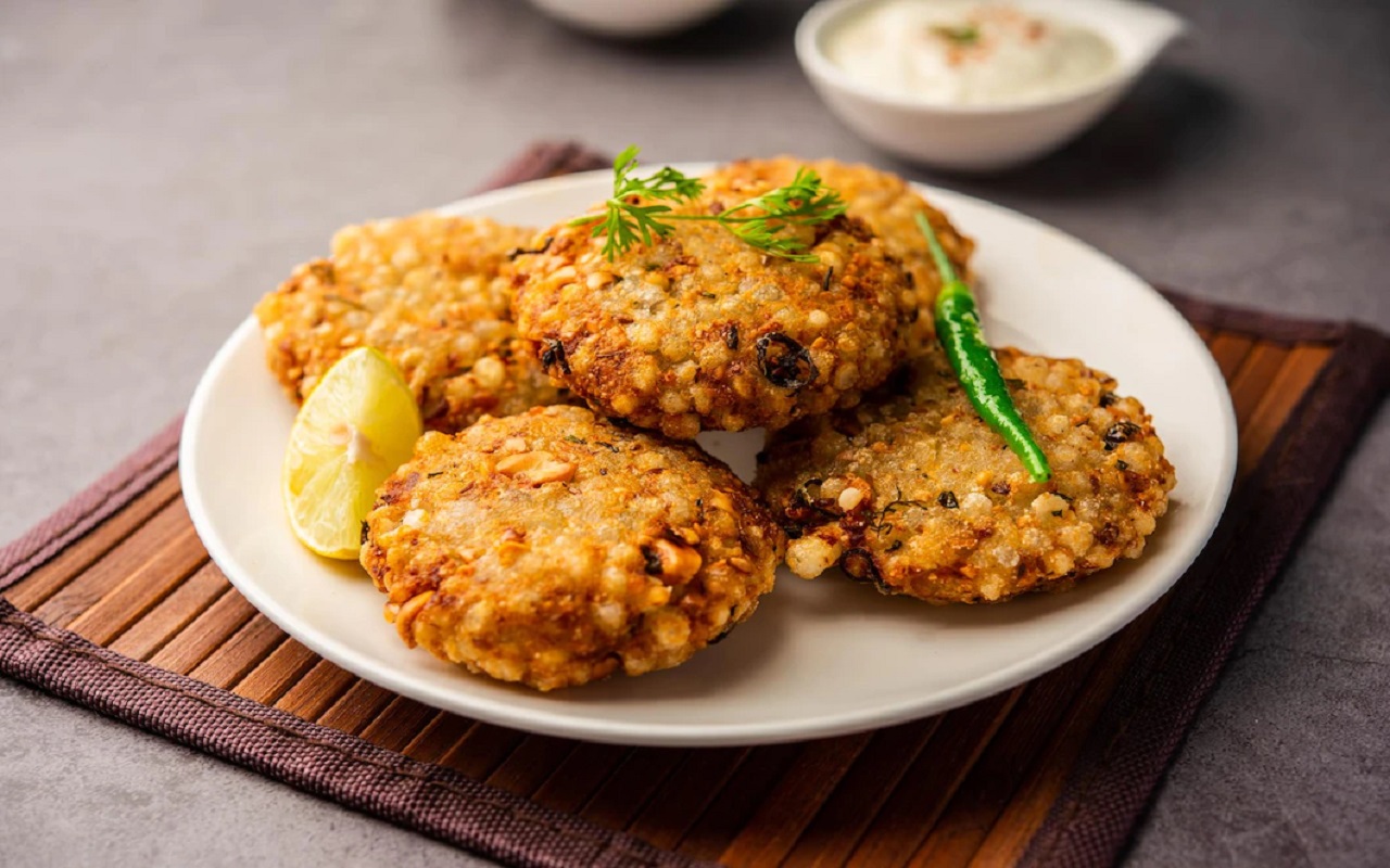 Recipe Tips: You can also prepare and eat Sabudana Vada during fasting
