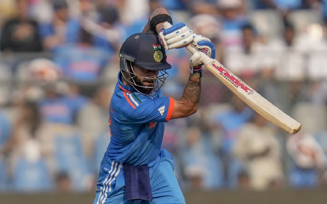ICC ODI World Cup: Kohli becomes the fastest batsman to complete eight thousand runs in Asia, breaks Sachin's record