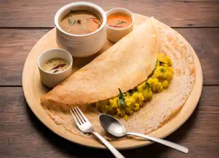 Recipe Tips: If you feel like eating outside then you can also make and eat Sabudana Dosa.