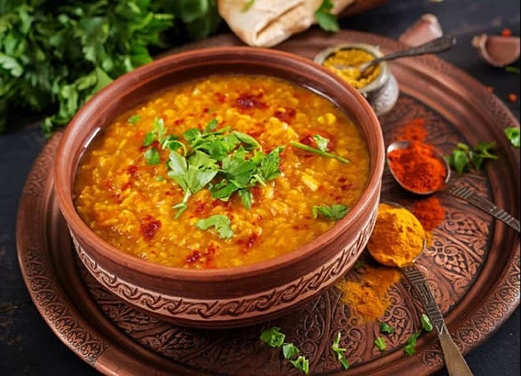 Recipe Tips: You can also make tadka dal at home, you will enjoy eating it.