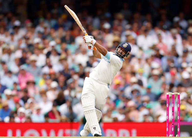 IND vs AUS: Pant broke this record of Kapil Dev, scored a half century in just this many balls