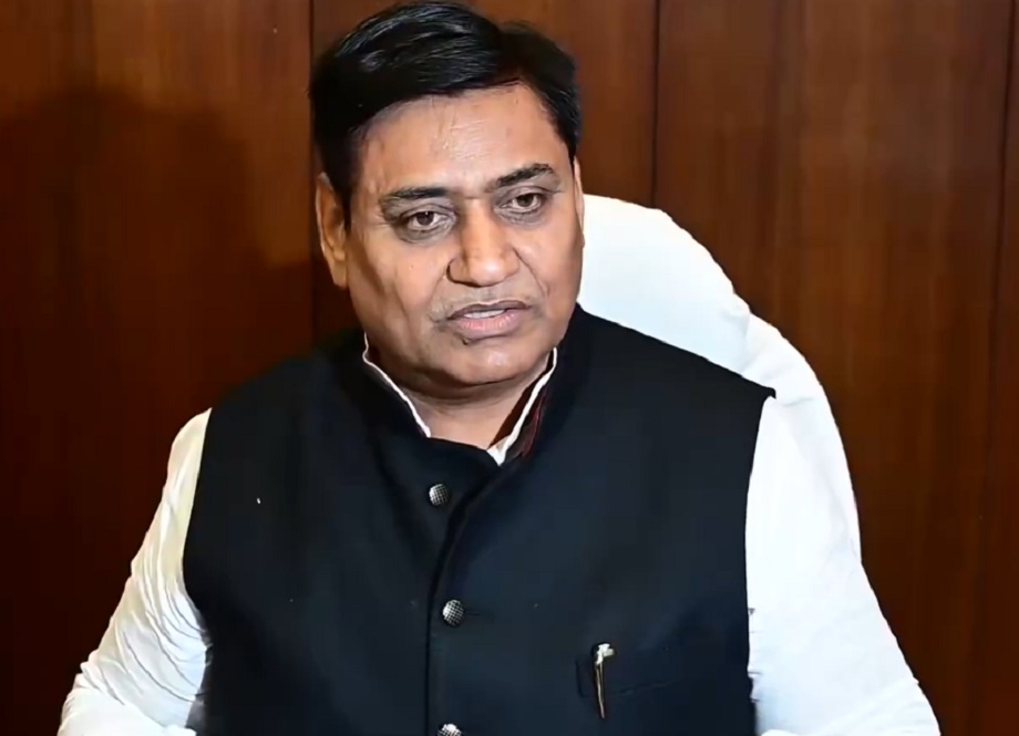 Deaths are occurring in accidents every day in the state, but the government is busy only in rhetoric: Dotasra