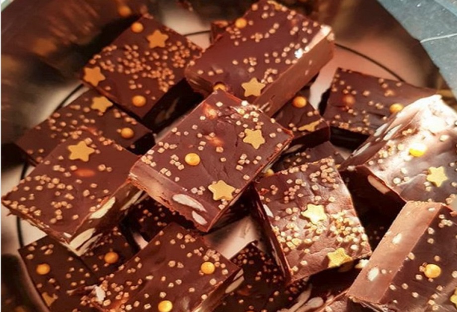 Health Tips: Do not consume these things at night, it can harm your health