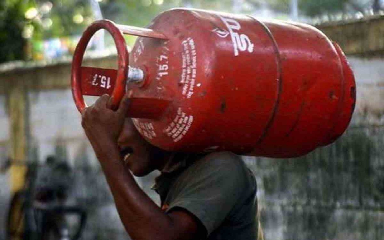 LPG Price: Now you will also get gas cylinder at this rate, the government has taken a big step
