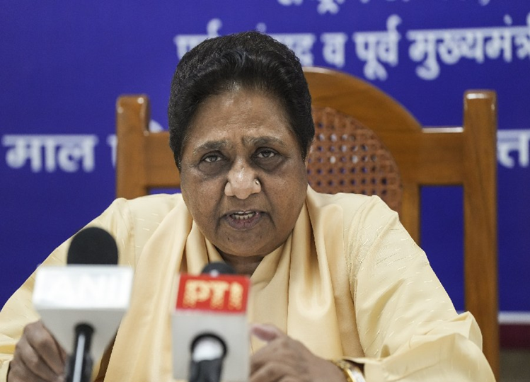 Mayawati advised CM Yogi to focus on wolf attacks and sexual harassment cases instead of 'bulldozer politics'