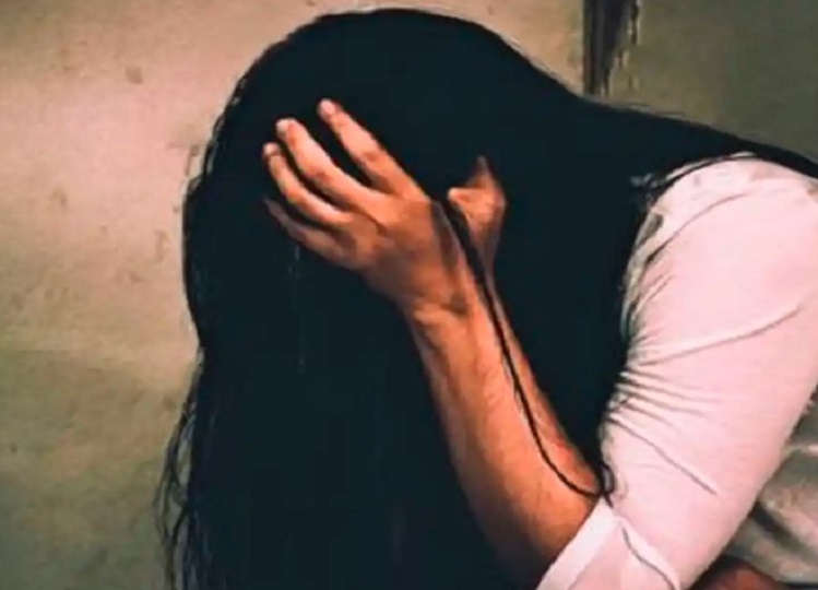 Maharashtra: A 41-year-old man was raping a girl, then something happened that...