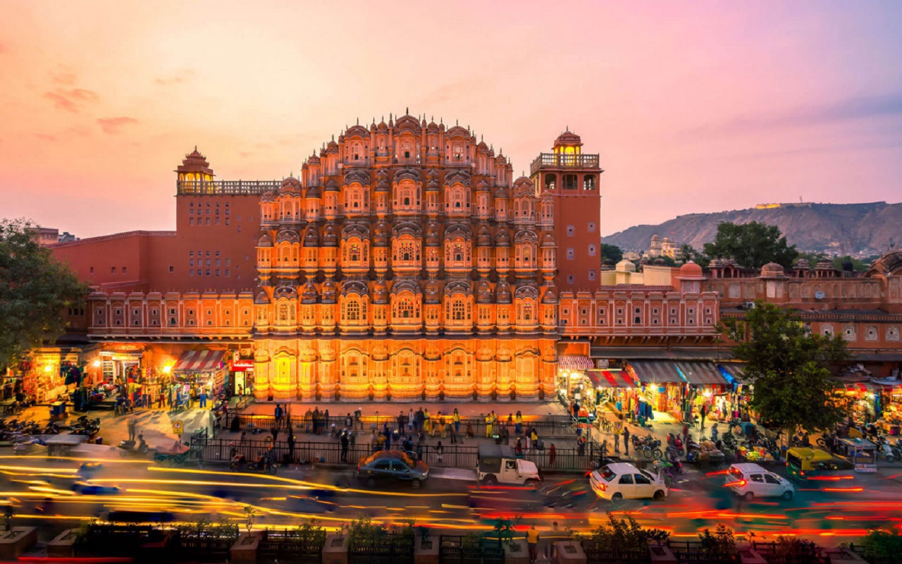 Travel Tips: Must visit Jaipur, you will get a chance to know the culture and history