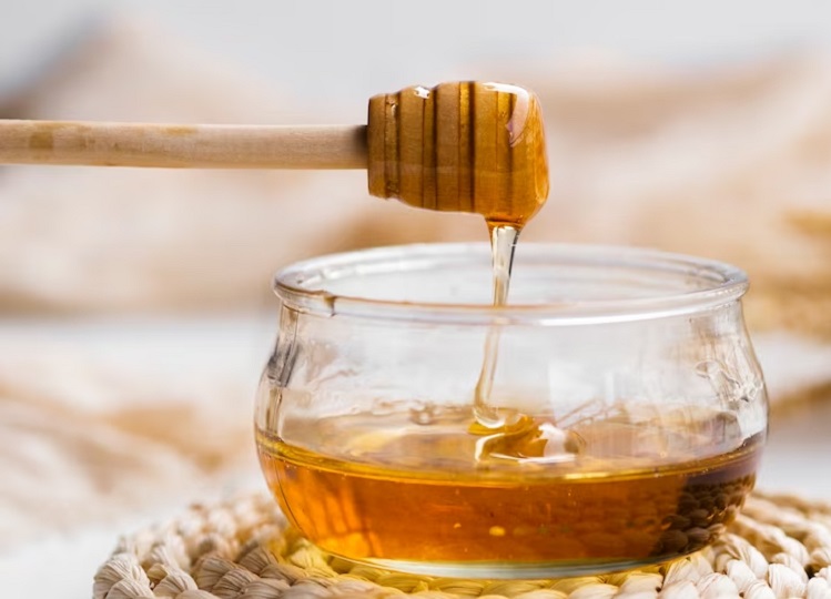 Beauty Tips: Honey removes many skin related problems, using it in this way will increase the beauty of the face