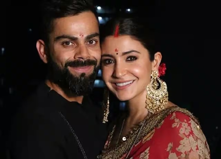 Virat Kohli has put this man's picture on his phone's wallpaper instead of Anushka or their children's picture