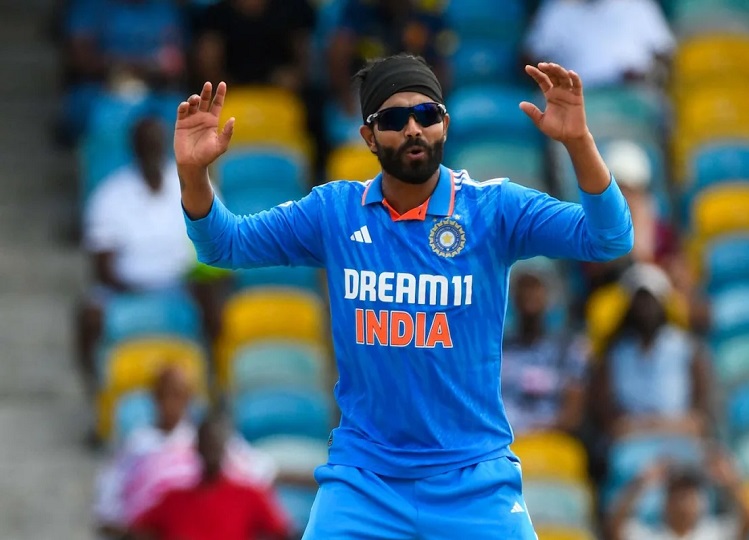 Now Ravindra Jadeja has entered the political pitch and has joined this party