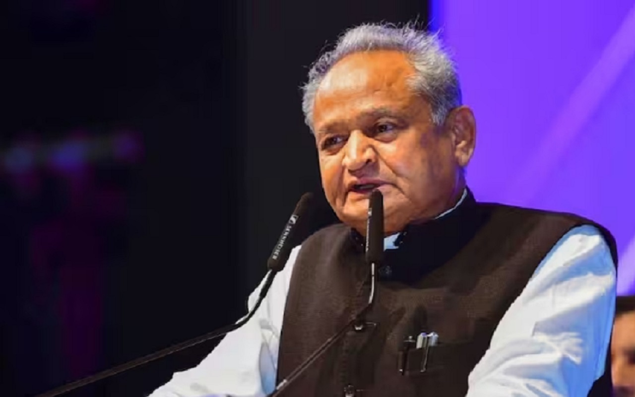 BJP government is exposing its anti-people thinking: Ashok Gehlot