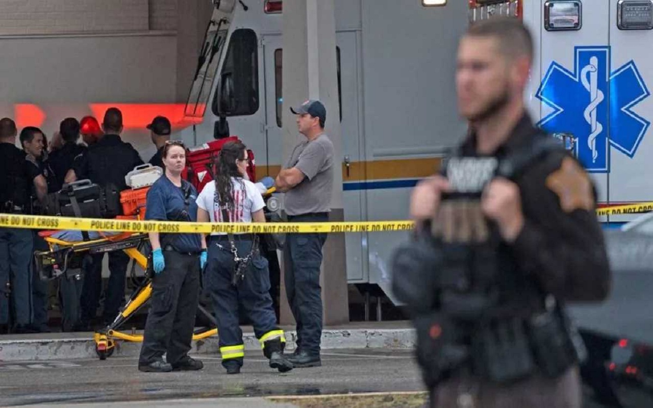 Two dead, five injured in school shooting in US