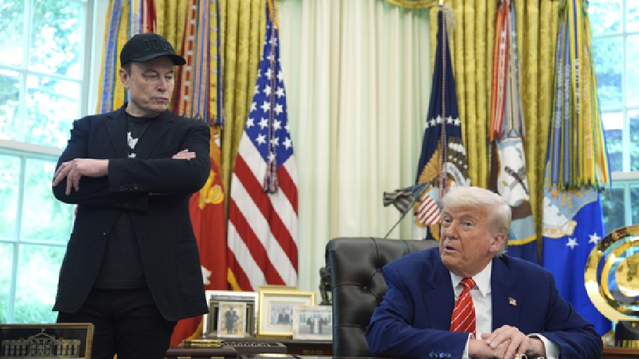 Donald Trump clearly said that he has no desire to improve relations with Elon Musk 