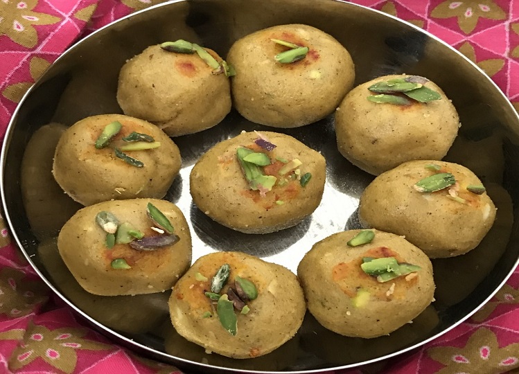 Recipe Tips: You can also make Sattu laddoos at home in the month of Sawan