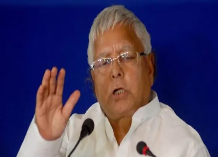 'Land-for-jobs scam': Delhi court grants bail to Lalu, Tejashwi Yadav in money laundering case