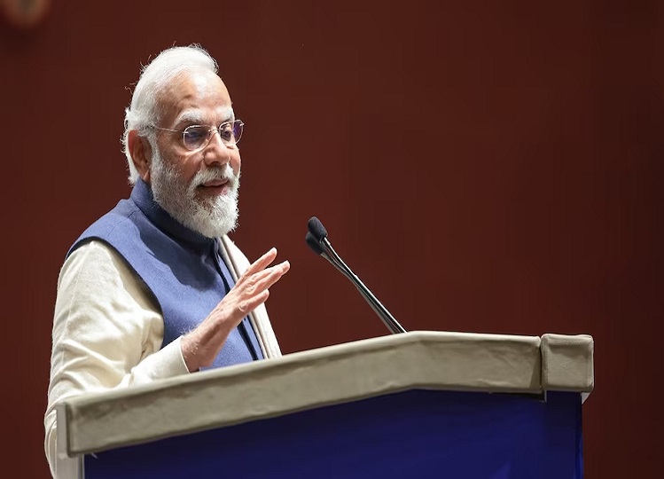 PM Modi: Prime Minister said in Jaipur, now police will have to work with data instead of baton
