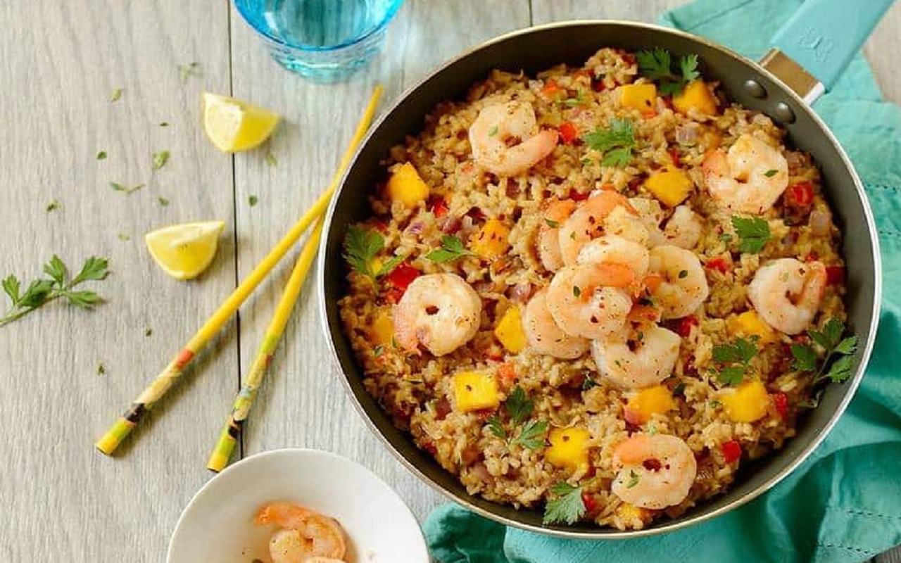 Lunch recipe: If you want to increase the taste of lunch then make it with coconut fried rice