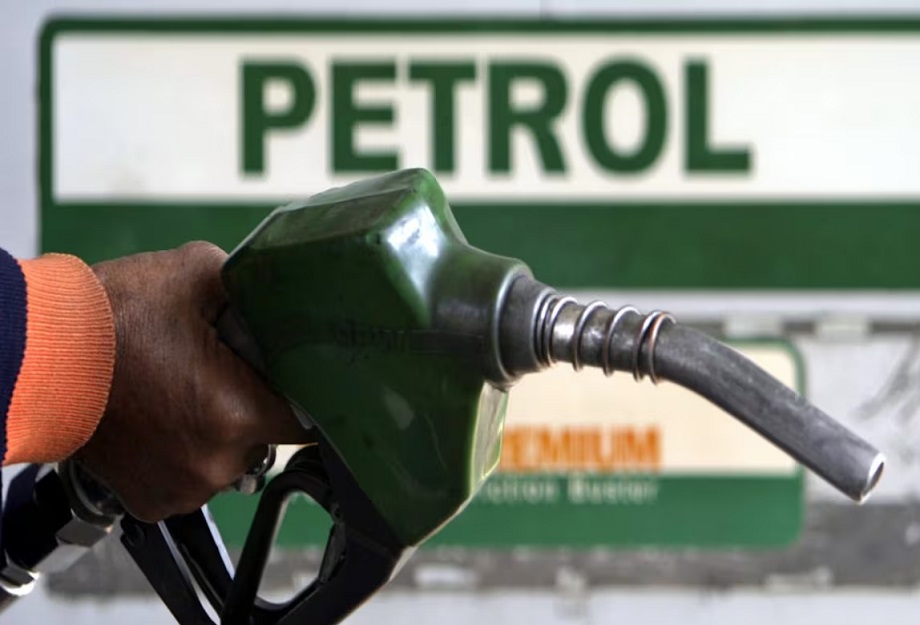 Petrol-Diesel Price: The prices of both the fuels have been updated, this is the price today