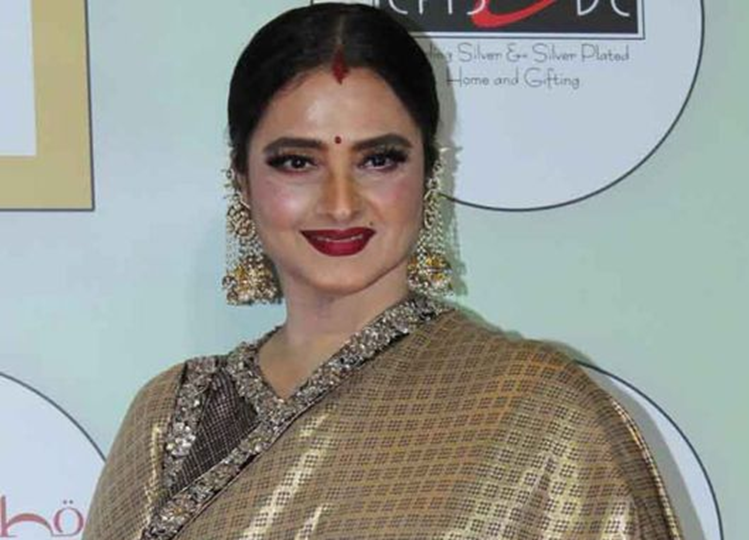 Even after her husband's death, actress Rekha is still applying sindoor in whose name, she herself broke the silence and told this