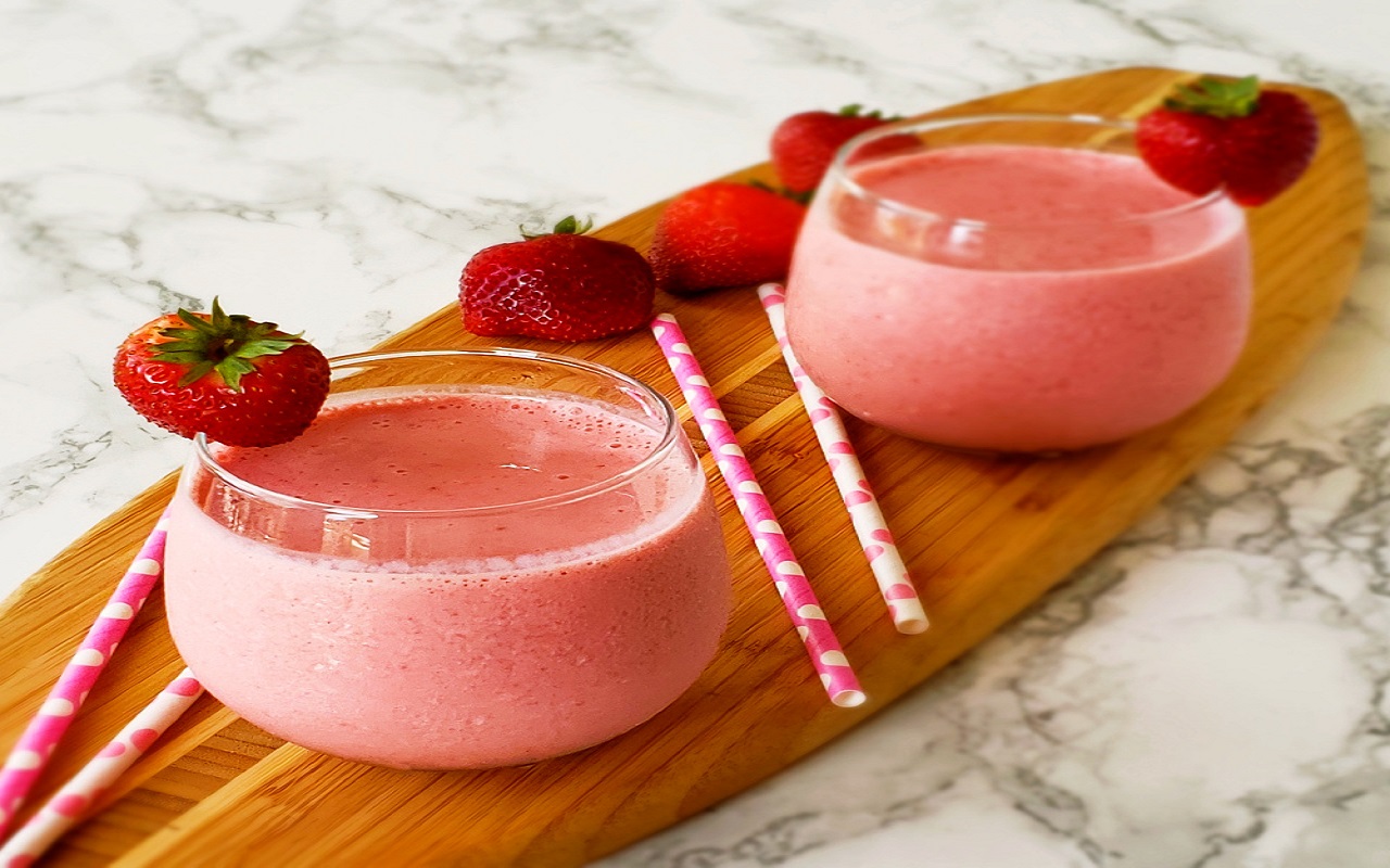 Recipe Tips: You can also enjoy Strawberry Lassi in this hot summer