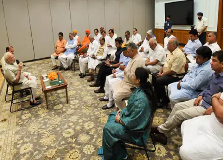 Rajasthan: PM Modi holds meeting with all MPs of Rajasthan, takes feedback before elections