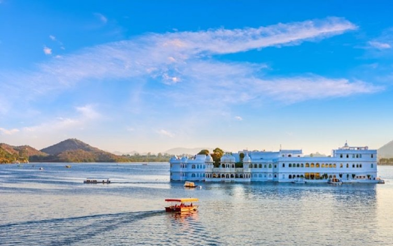 Travel Tips: You will be surprised to see the beauty of Jag Mandir Palace, plan to visit today itself