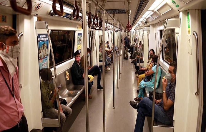 Metro Free Service: Great news for metro travelers! Now these people will get this free service in metro, know all details
