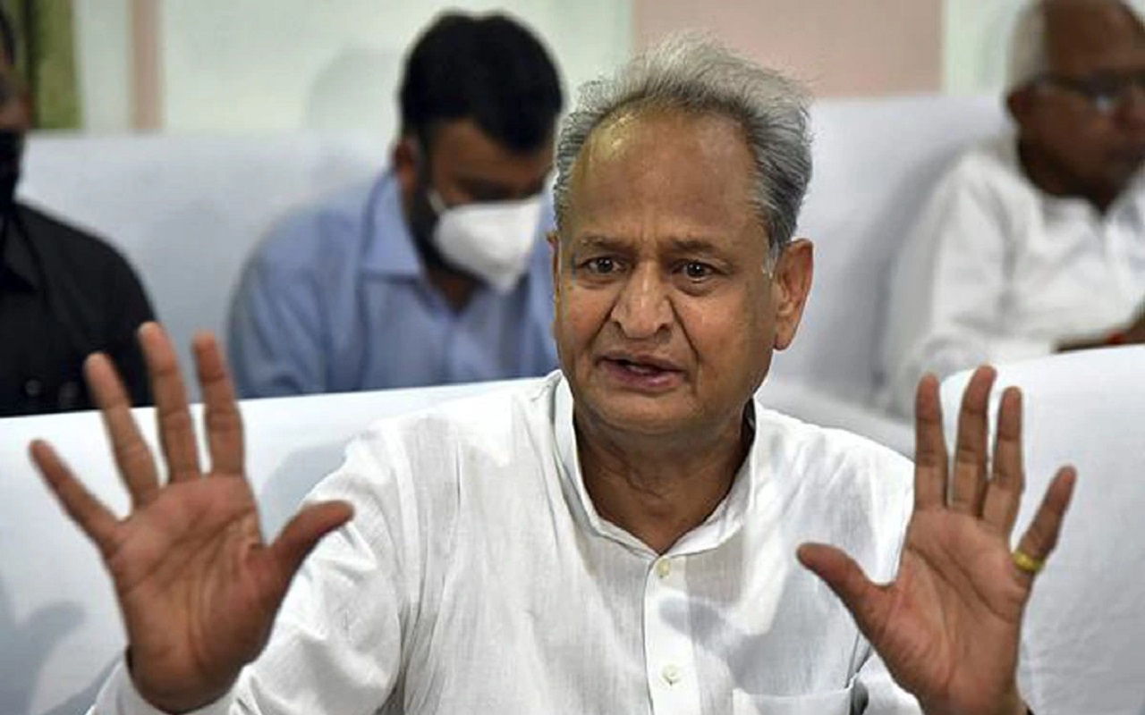 Rajasthan: CM Gehlot revealed many secrets, told the story of Maderna not becoming the CM, disclosed about relations with CP Joshi, also about the pilot.....