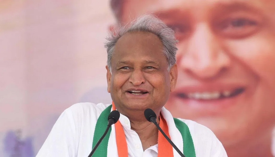 Rajasthan: Gehlot's big statement, said- BJP pretends to be a cow-worshipping party but in reality...