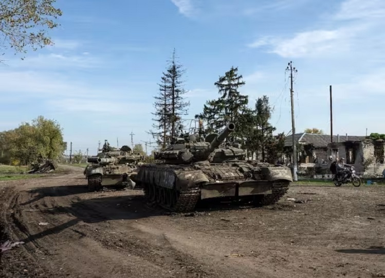 Russia-Ukraine War: 500 days of war between Russia-Ukraine completed, Zelensky returned to the country with 5 former Ukrainian commanders