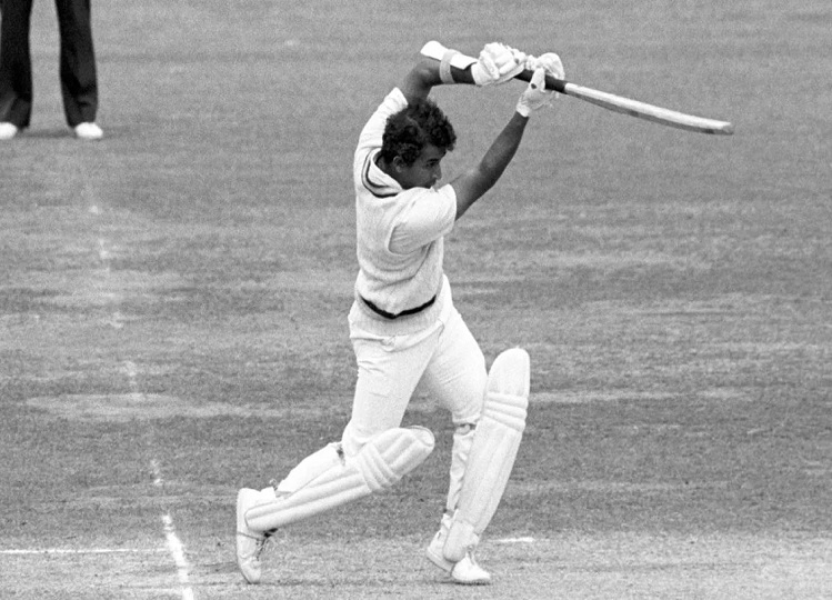 Birthday Special: Sunil Gavaskar used to bat without wearing a helmet