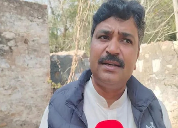 Tika Ram Jully now asked this question to CM Bhajanlal Sharma and shared this video of the fight