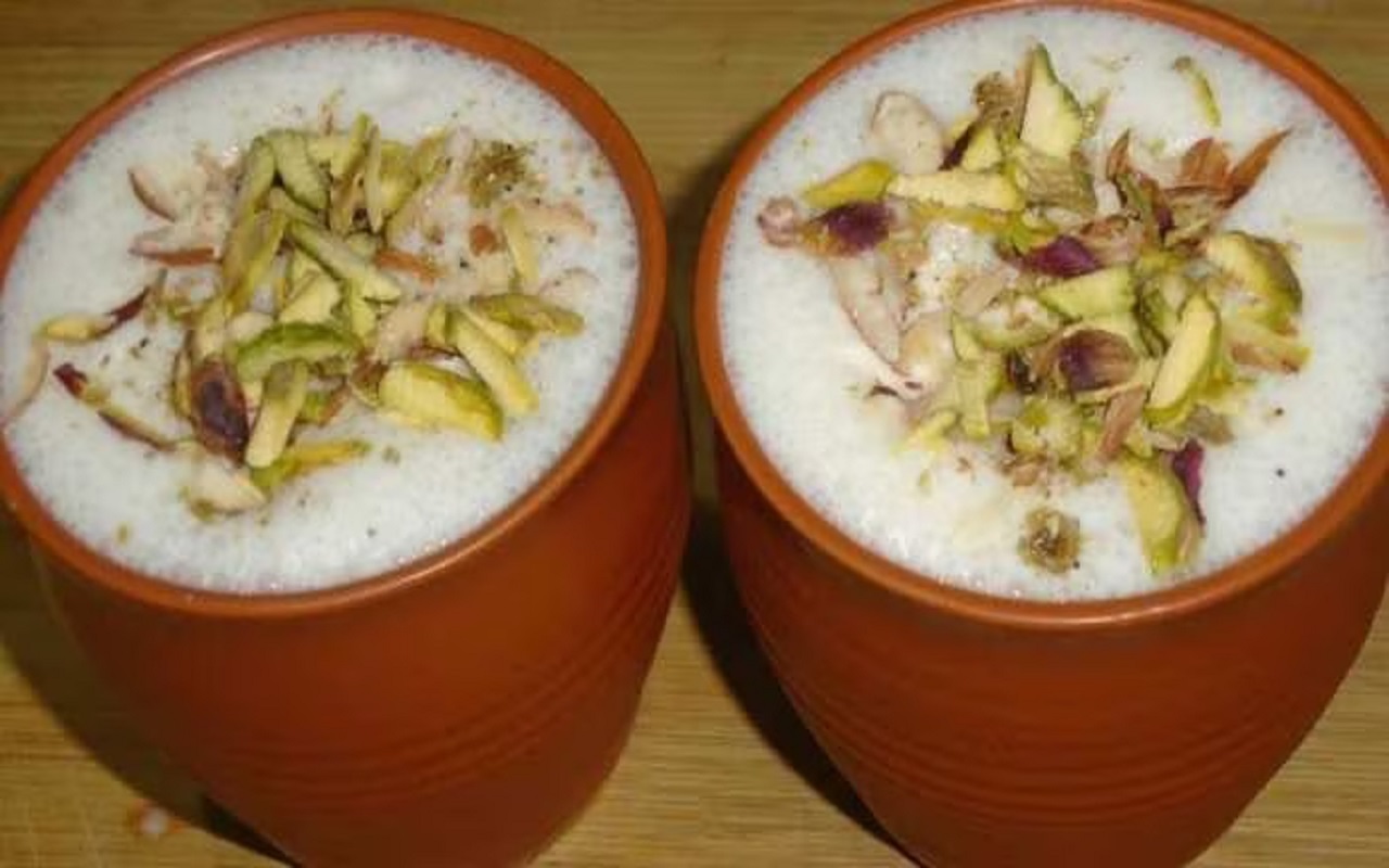 Health Tips: Consuming lassi in summer is very beneficial, it gives you many benefits