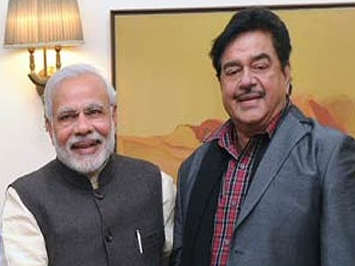 Is Shatrughn Sinha also set to leave the TMC? He described PM Modi as a friend and guide to the nation